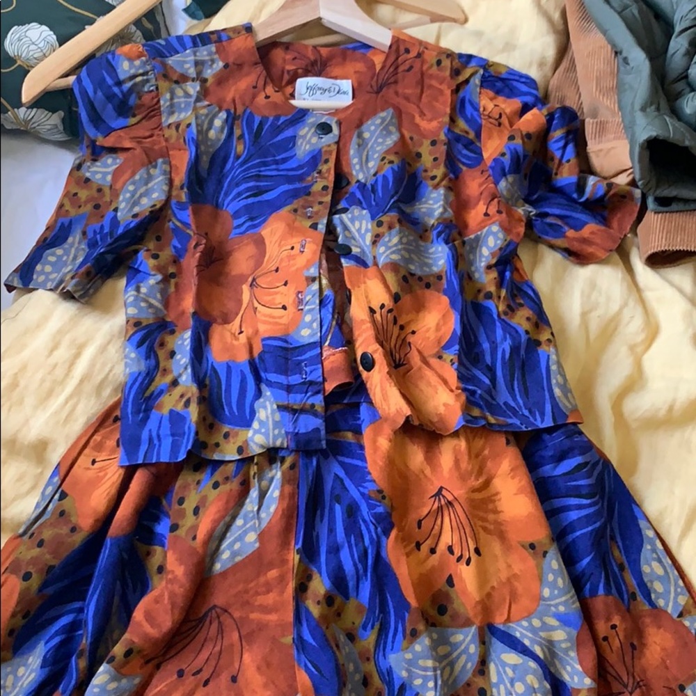 Vintage Floral Short Top & Flowy Pant Set Size S